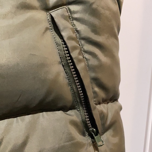 Puffer Vest - Picture 4 of 5